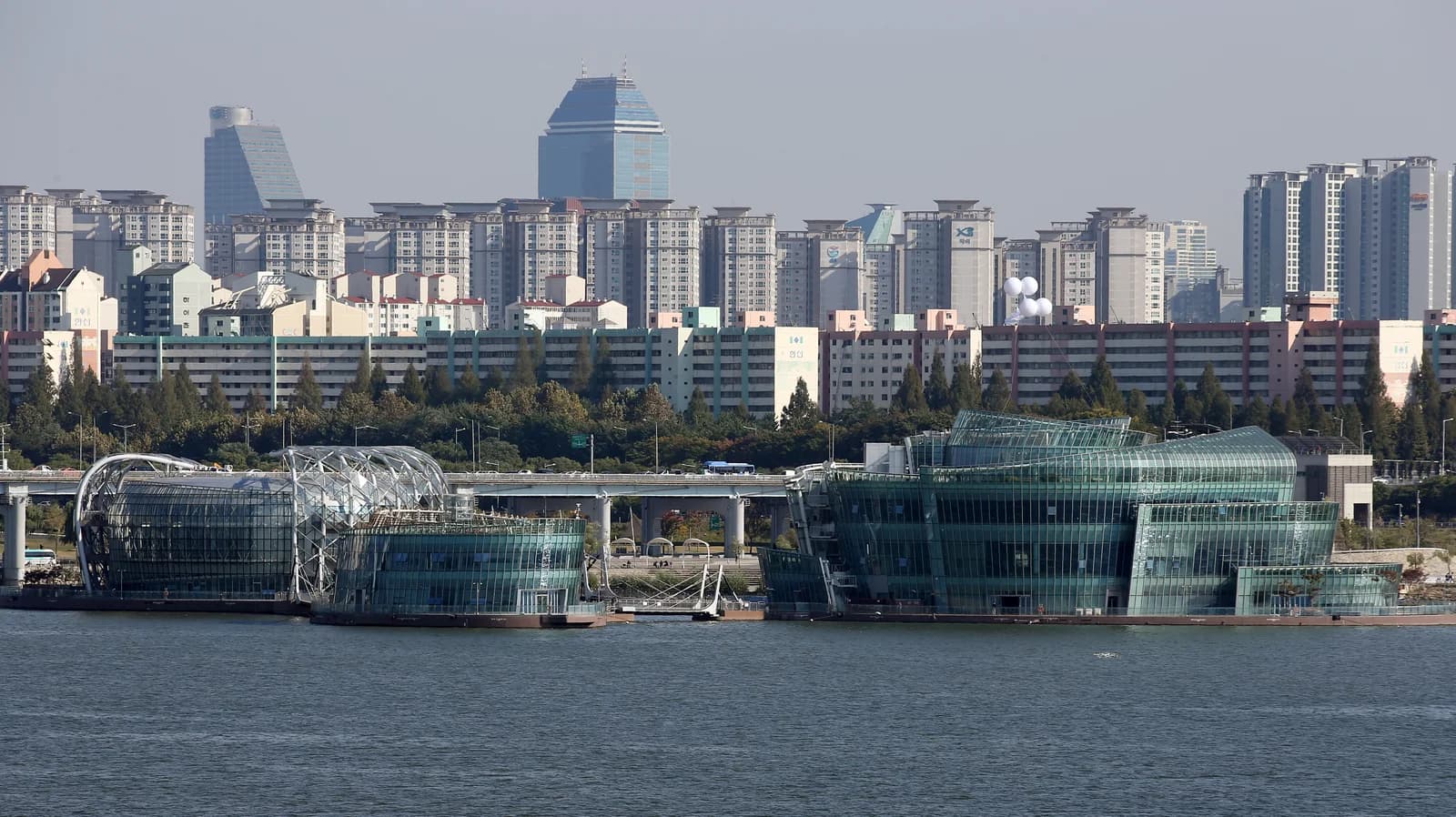 Some Gavit and the neighboring Some Sevit islands on the Hangang River