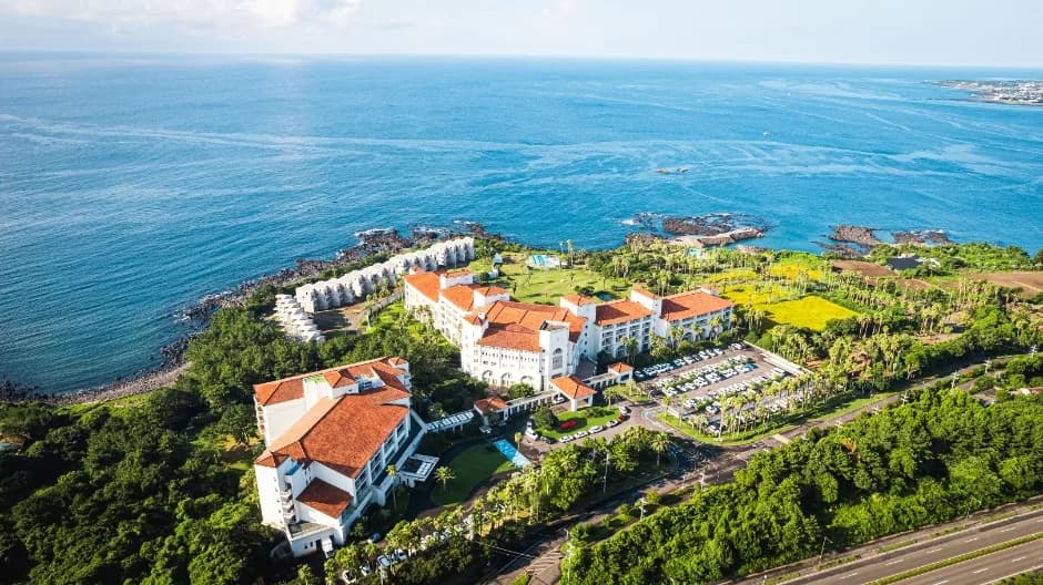 Sono Calm Jeju, the King Hotel promotional-shoot location.